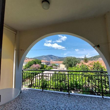 Lourantos Studios & Apartments Ваті Екстер'єр фото