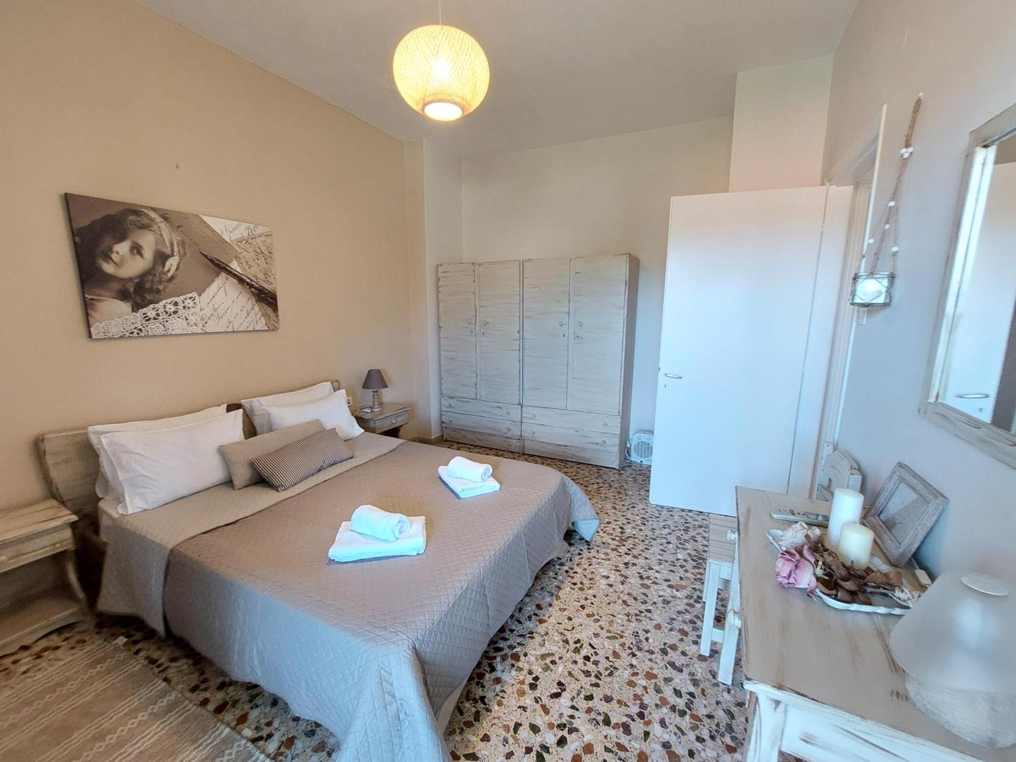Lourantos Studios & Apartments Ваті Екстер'єр фото
